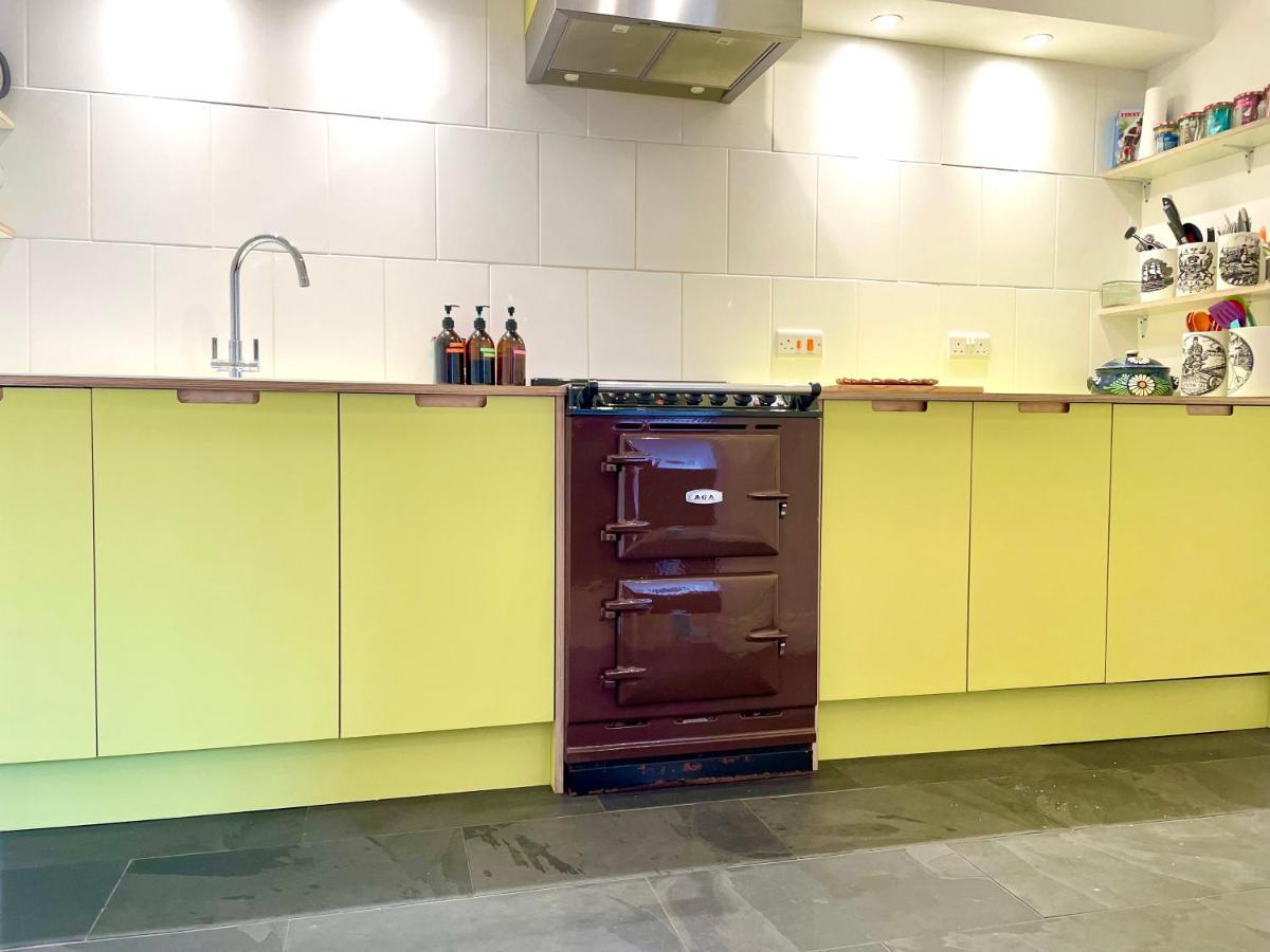 Paramount Apartments Ilfracombe, Arty Seaside Holiday Apartments المظهر الخارجي الصورة