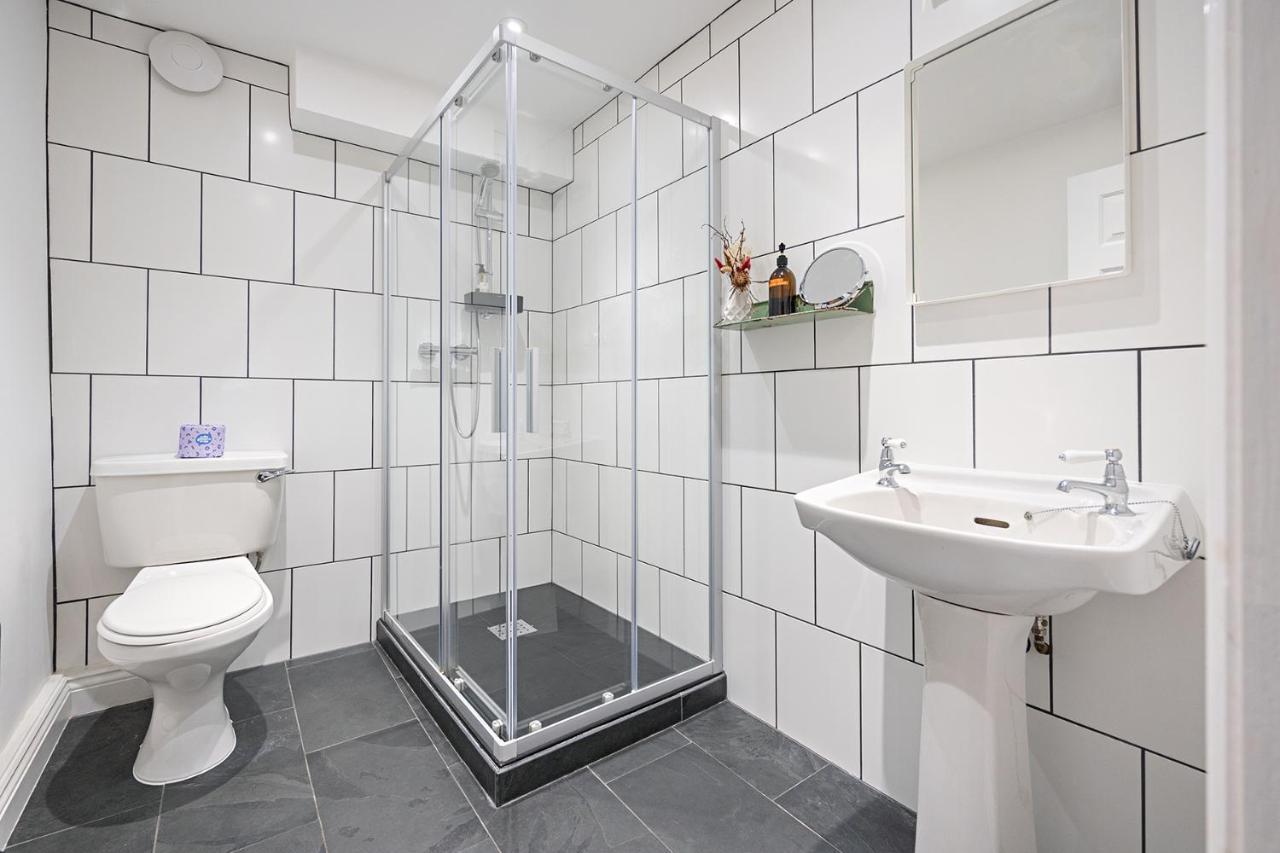 Paramount Apartments Ilfracombe, Arty Seaside Holiday Apartments المظهر الخارجي الصورة