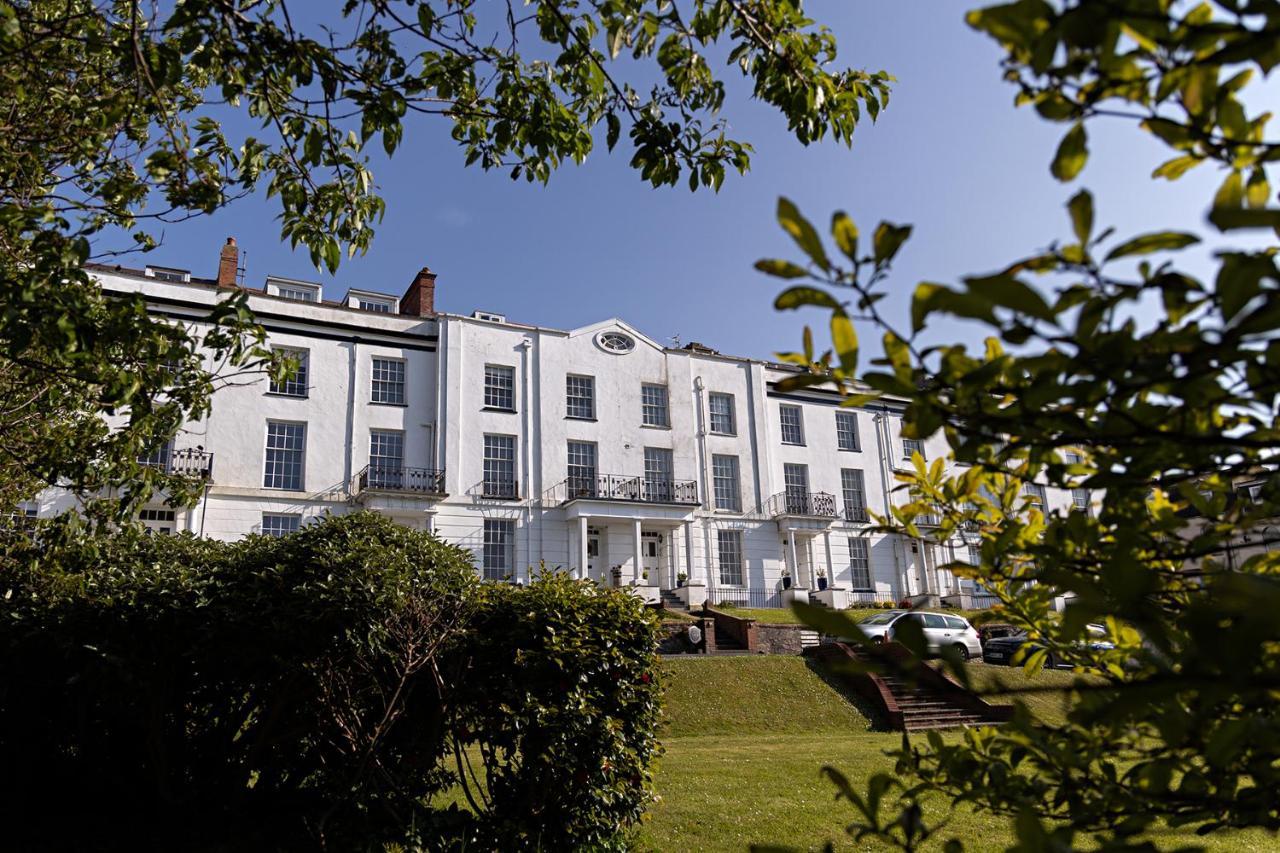 Paramount Apartments Ilfracombe, Arty Seaside Holiday Apartments المظهر الخارجي الصورة