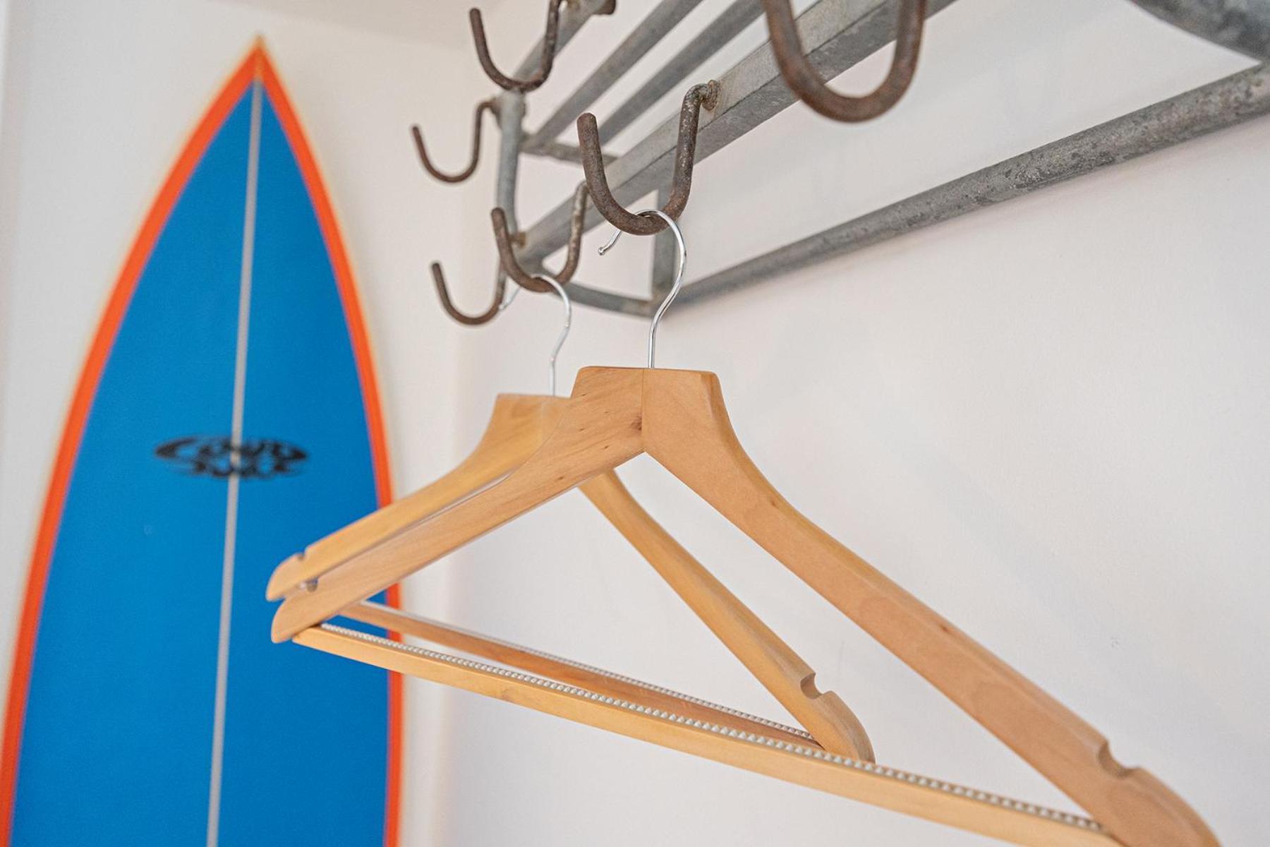 Paramount Apartments Ilfracombe, Arty Seaside Holiday Apartments الغرفة الصورة